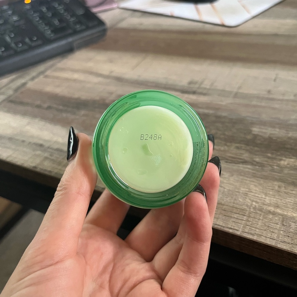 Kale Hydrating Moisturizer - Picture 9 of 9